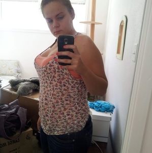 Meet your Posher, Mercedes